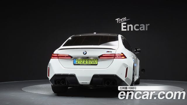 BMW M5 2025 — photo 4