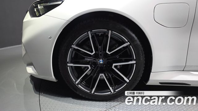 BMW M5 2025 — photo 5