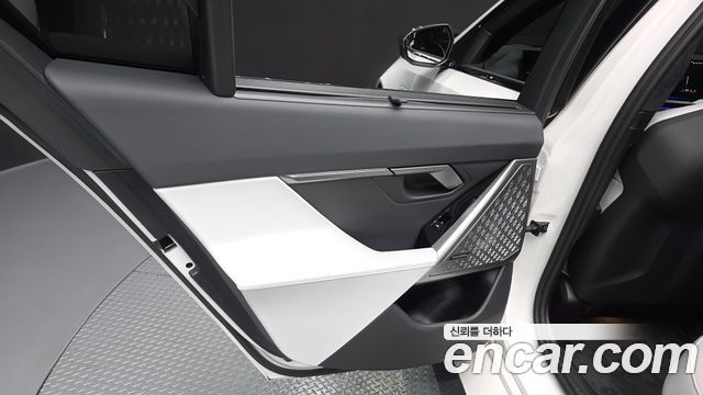 BMW M5 2025 — photo 15