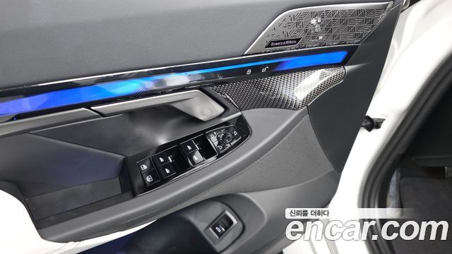 BMW M5 2025 — photo 29