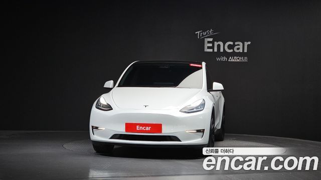 Tesla Model Y 2021 — photo 3