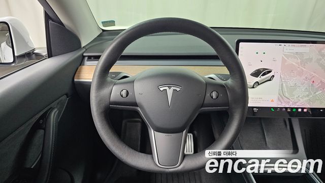 Tesla Model Y 2021 — photo 20