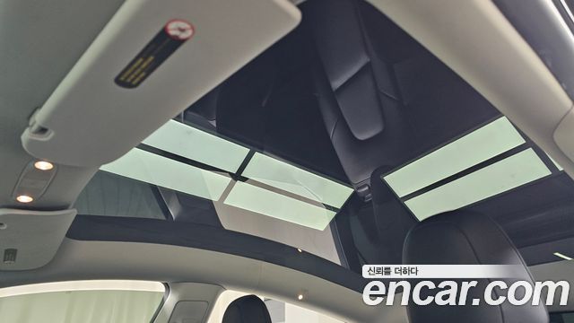 Tesla Model Y 2021 — photo 23