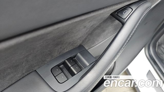 Tesla Model Y 2021 — photo 27