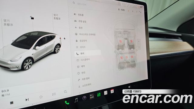 Tesla Model Y 2021 — photo 29