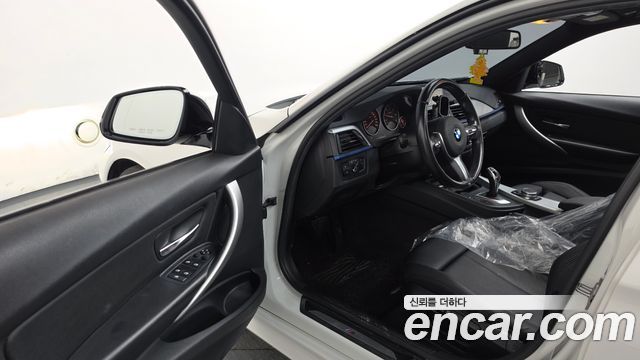 BMW 3-Series 2015 — photo 13