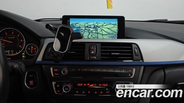 BMW 3-Series 2015 — photo 19