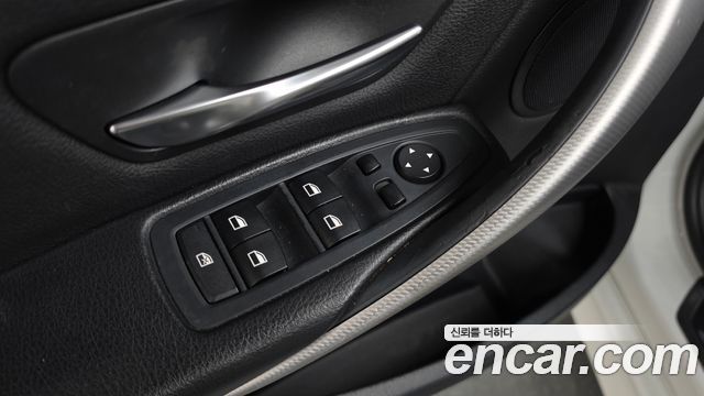 BMW 3-Series 2015 — photo 29
