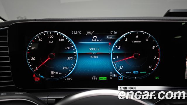 Mercedes-Benz GLE-Class 2023 — photo 11