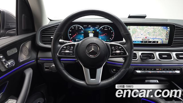 Mercedes-Benz GLE-Class 2023 — photo 18