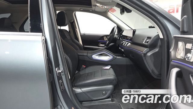 Mercedes-Benz GLE-Class 2023 — photo 16