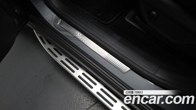 Mercedes-Benz GLE-Class 2023 — photo 29