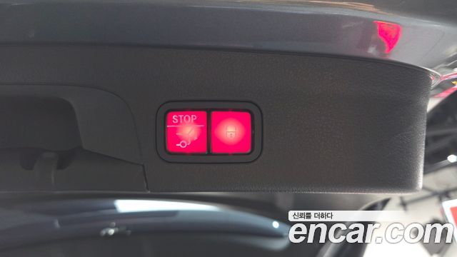 Mercedes-Benz GLE-Class 2023 — photo 36