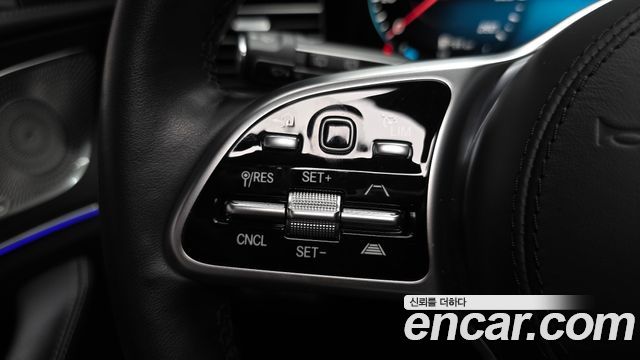 Mercedes-Benz GLE-Class 2023 — photo 37