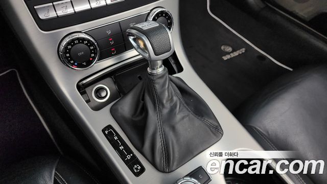 Mercedes-Benz SLK-Class 2012 — photo 9