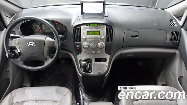 Hyundai Starex 2013 — photo 7