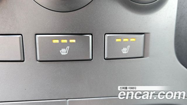 Hyundai Starex 2013 — photo 17