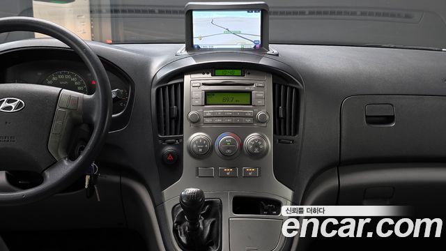Hyundai Starex 2013 — photo 20