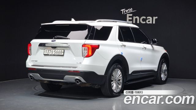 Ford Explorer 2020 — photo 2