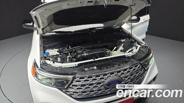 Ford Explorer 2020 — photo 6