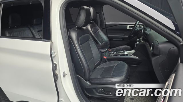 Ford Explorer 2020 — photo 12