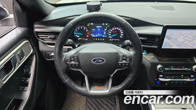 Ford Explorer 2020 — photo 13