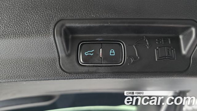 Ford Explorer 2020 — photo 20