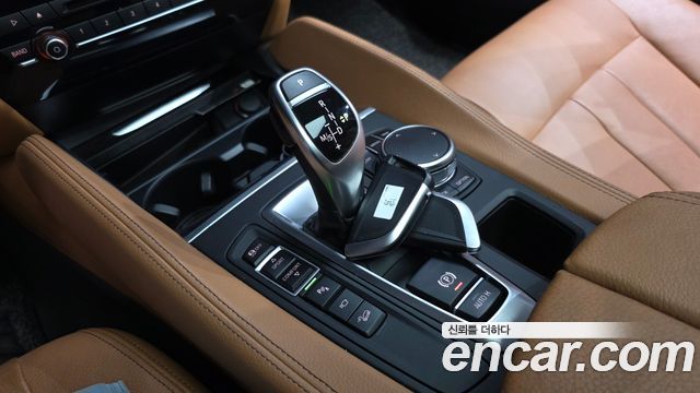 BMW X6 2017 — photo 9