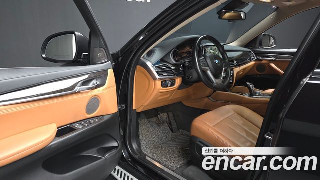 BMW X6 2017 — photo 10