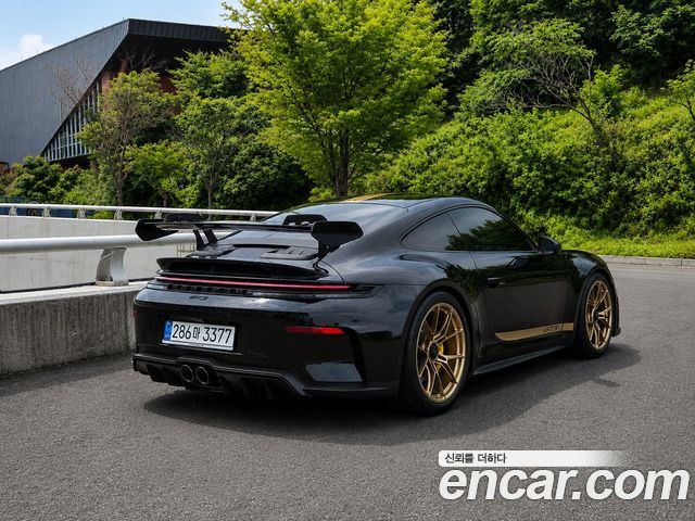 Porsche 911 2026 — photo 2
