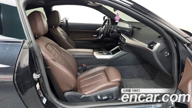 BMW 4-Series 2024 — photo 17