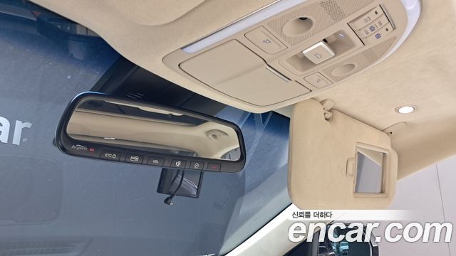 Hyundai Genesis 2015 — photo 28