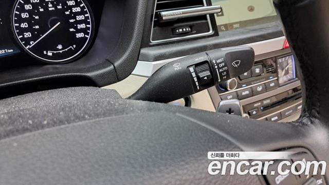 Hyundai Genesis 2015 — photo 29