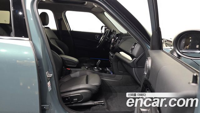 Mini Countryman 2023 — photo 11