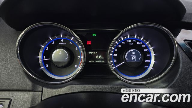 Hyundai Sonata 2013 — photo 11