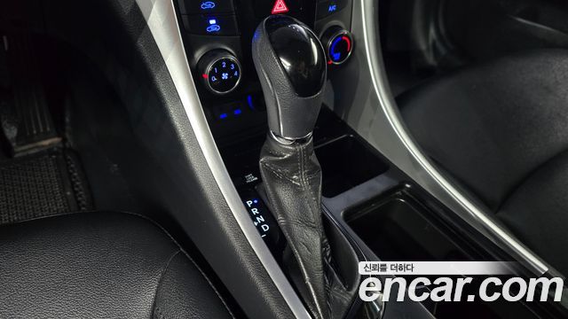 Hyundai Sonata 2013 — photo 12