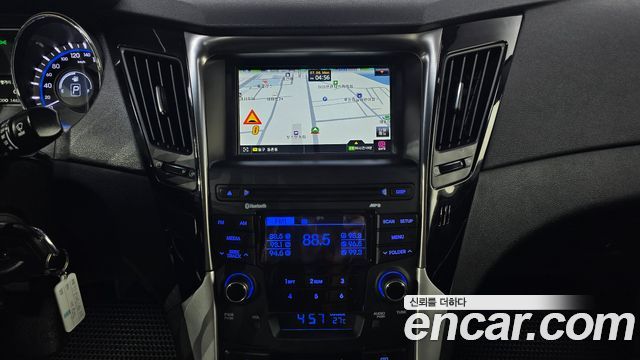 Hyundai Sonata 2013 — photo 21