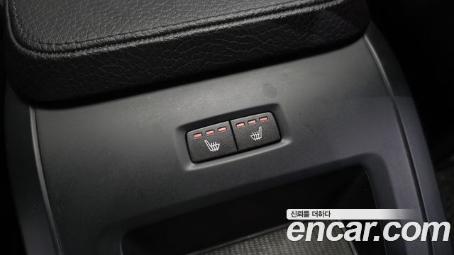 Volvo S90 2017 — photo 18