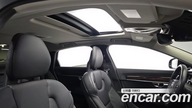 Volvo S90 2017 — photo 20