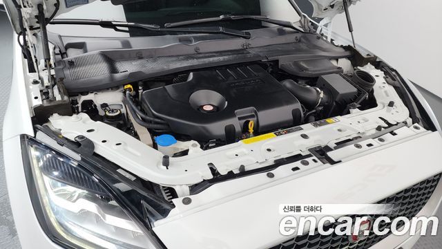 Jaguar E-PACE 2019 — photo 6