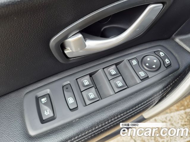 Renault Korea SM5  2016 — photo 6