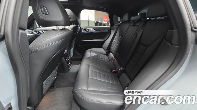 BMW 4-Series 2024 — photo 18