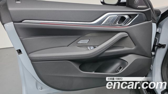 BMW 4-Series 2024 — photo 14