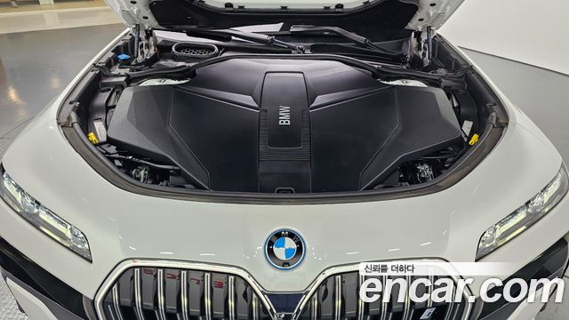 BMW i7 2024 — photo 6