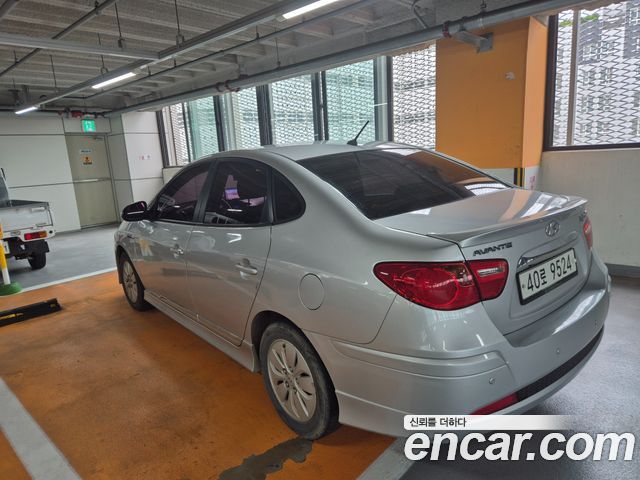 Hyundai AVANTE 2013 — photo 2