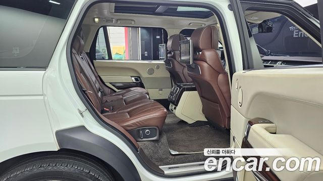 Land Rover Range Rover 2016 — photo 12