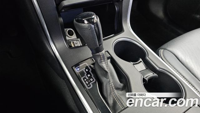 Toyota Camry 2016 — photo 9