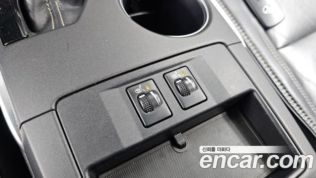 Toyota Camry 2016 — photo 16