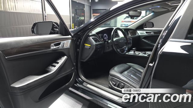 Genesis G80 2017 — photo 13