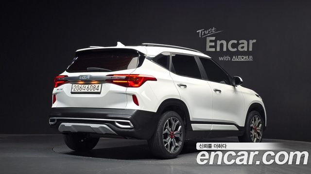 Kia Seltos 2023 — photo 2